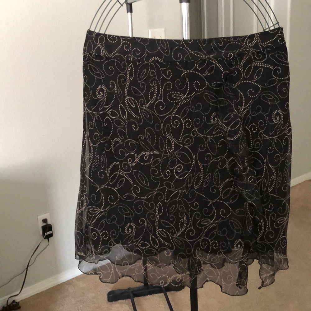 Black skirt